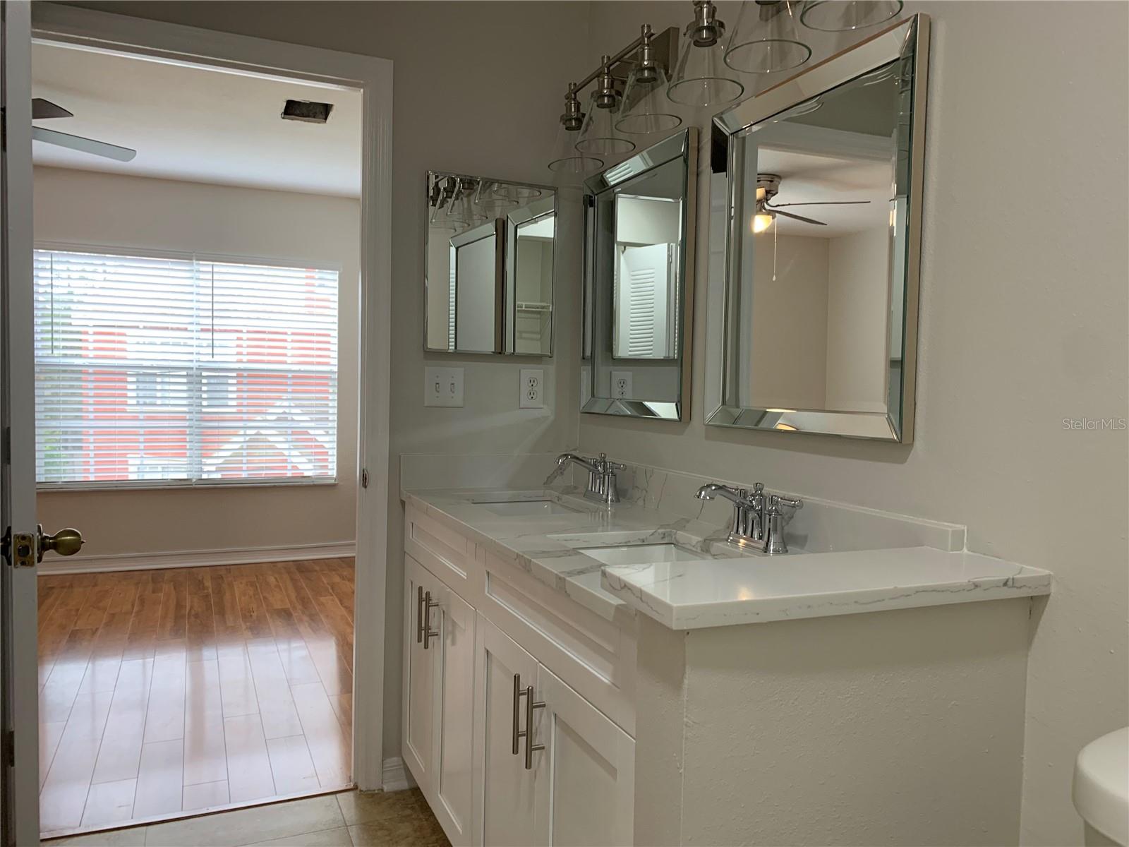 10416 WHITE LAKE COURT 10416