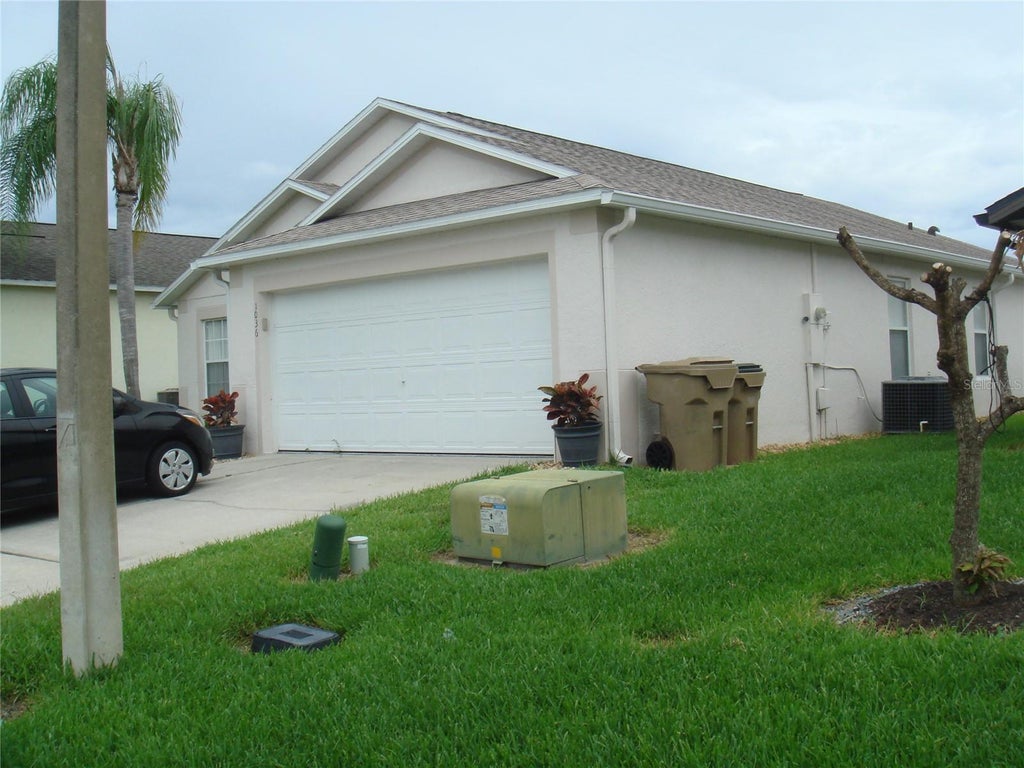 Photo of 1036 Clear Creek Circle, Clermont, FL 34714 (MLS # S5151494)