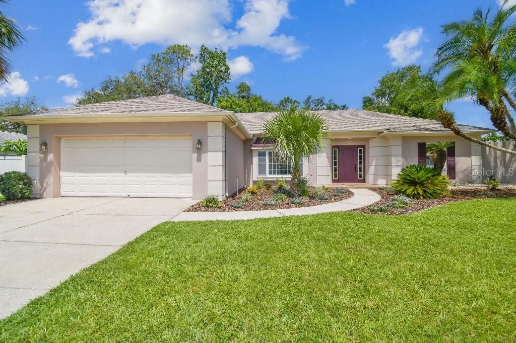 Photo of 18504 Putters Place, Tampa, FL 33647 (MLS # TB8402462)