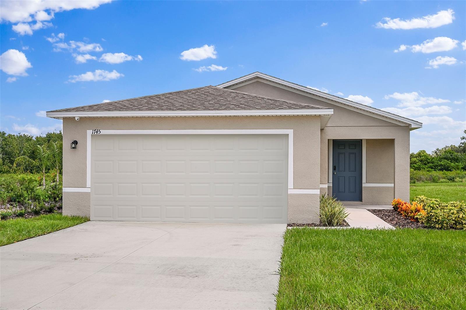 1042 AMBLESIDE DRIVE