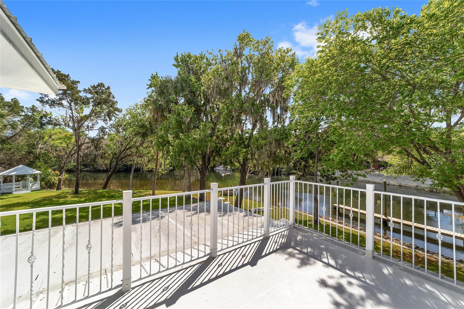 GARDEN MALL UNREC - Residential