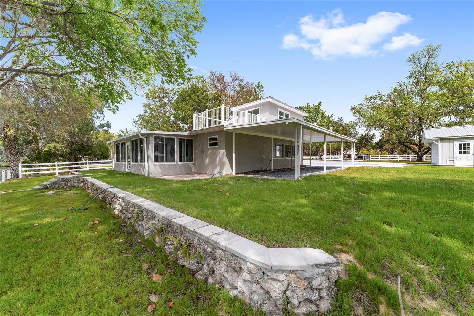 GARDEN MALL UNREC - Residential