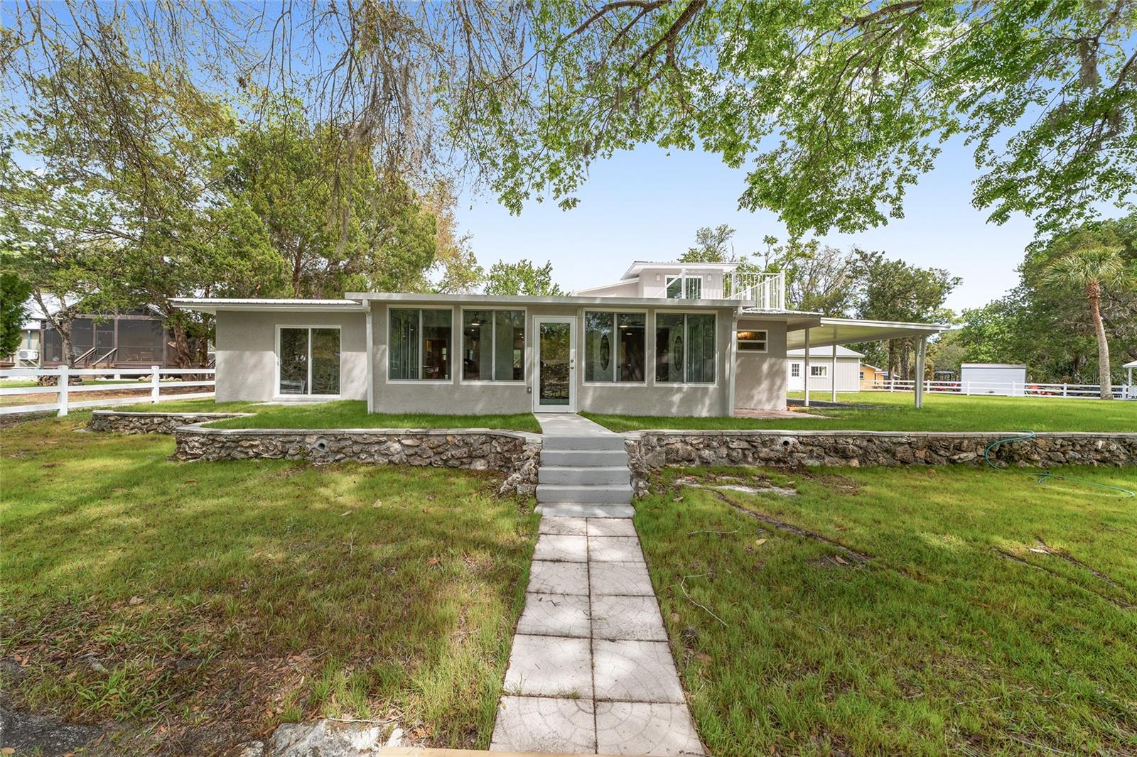 GARDEN MALL UNREC - Residential