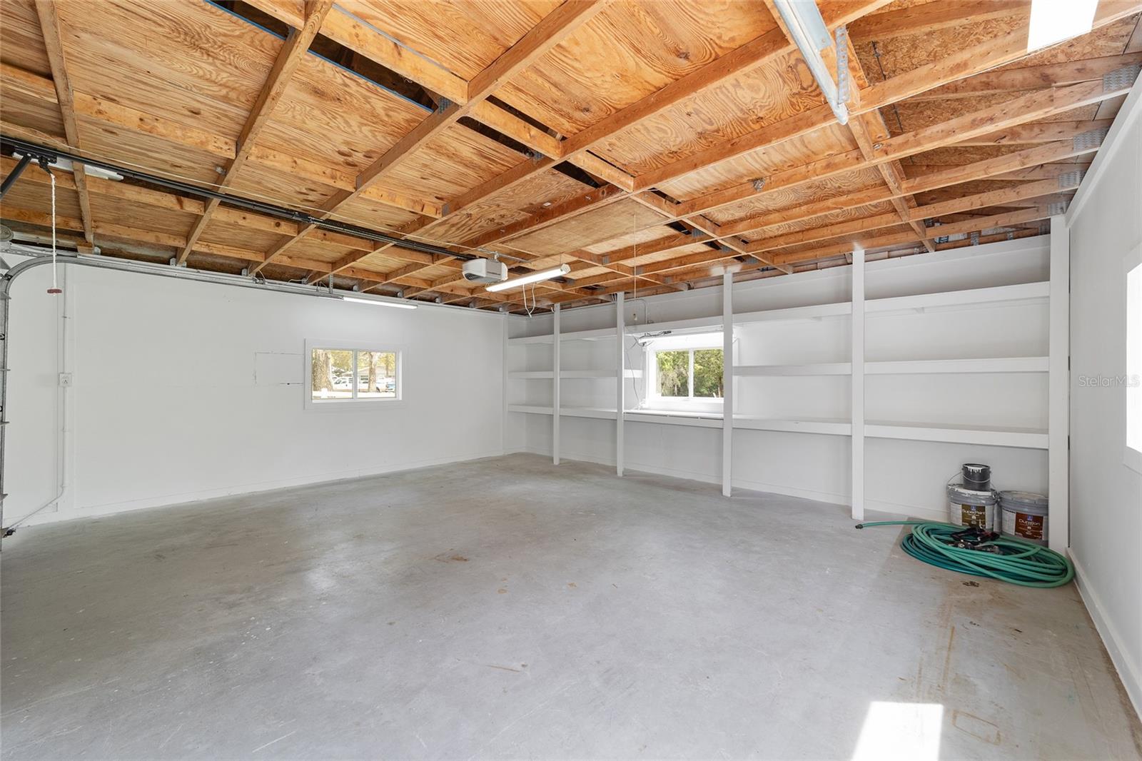 GARDEN MALL UNREC - Residential