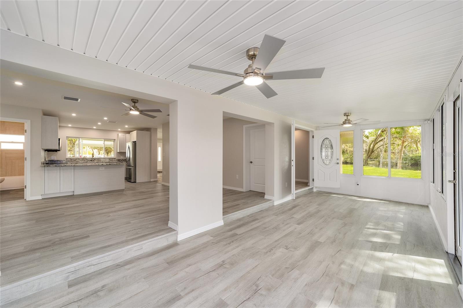 GARDEN MALL UNREC - Residential