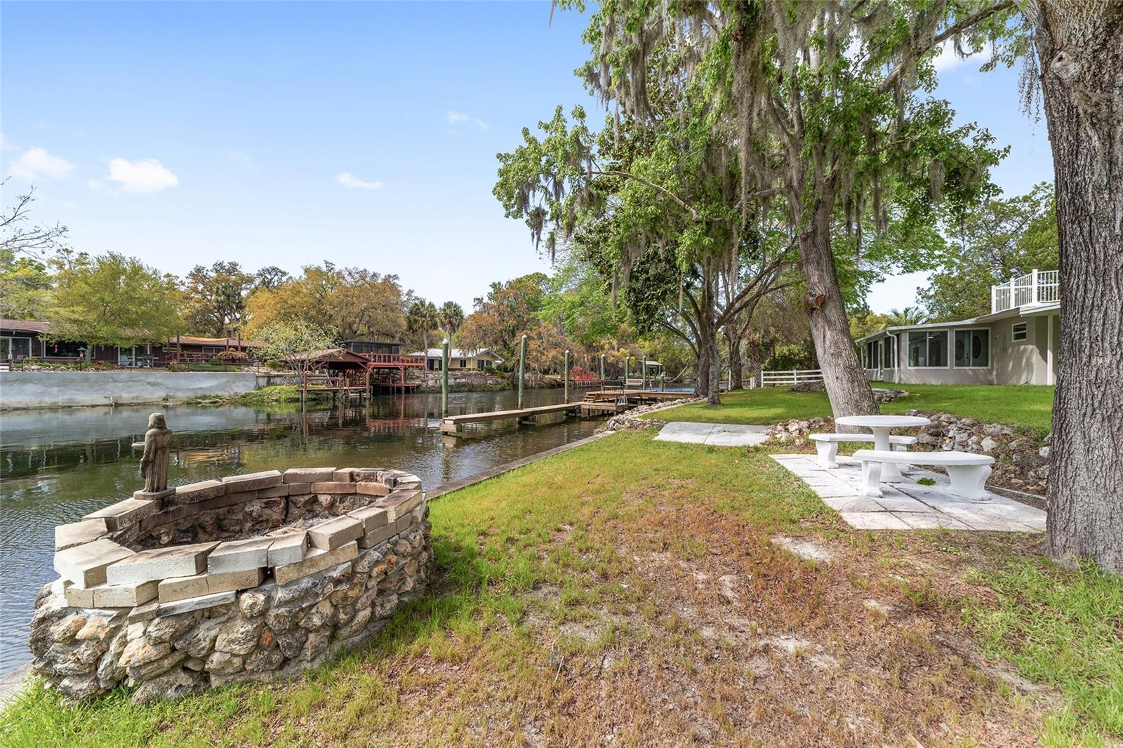 GARDEN MALL UNREC - Residential