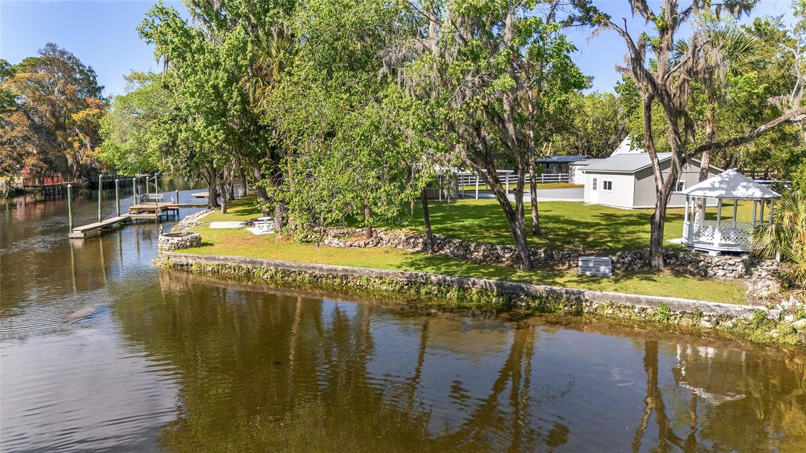 GARDEN MALL UNREC - Residential