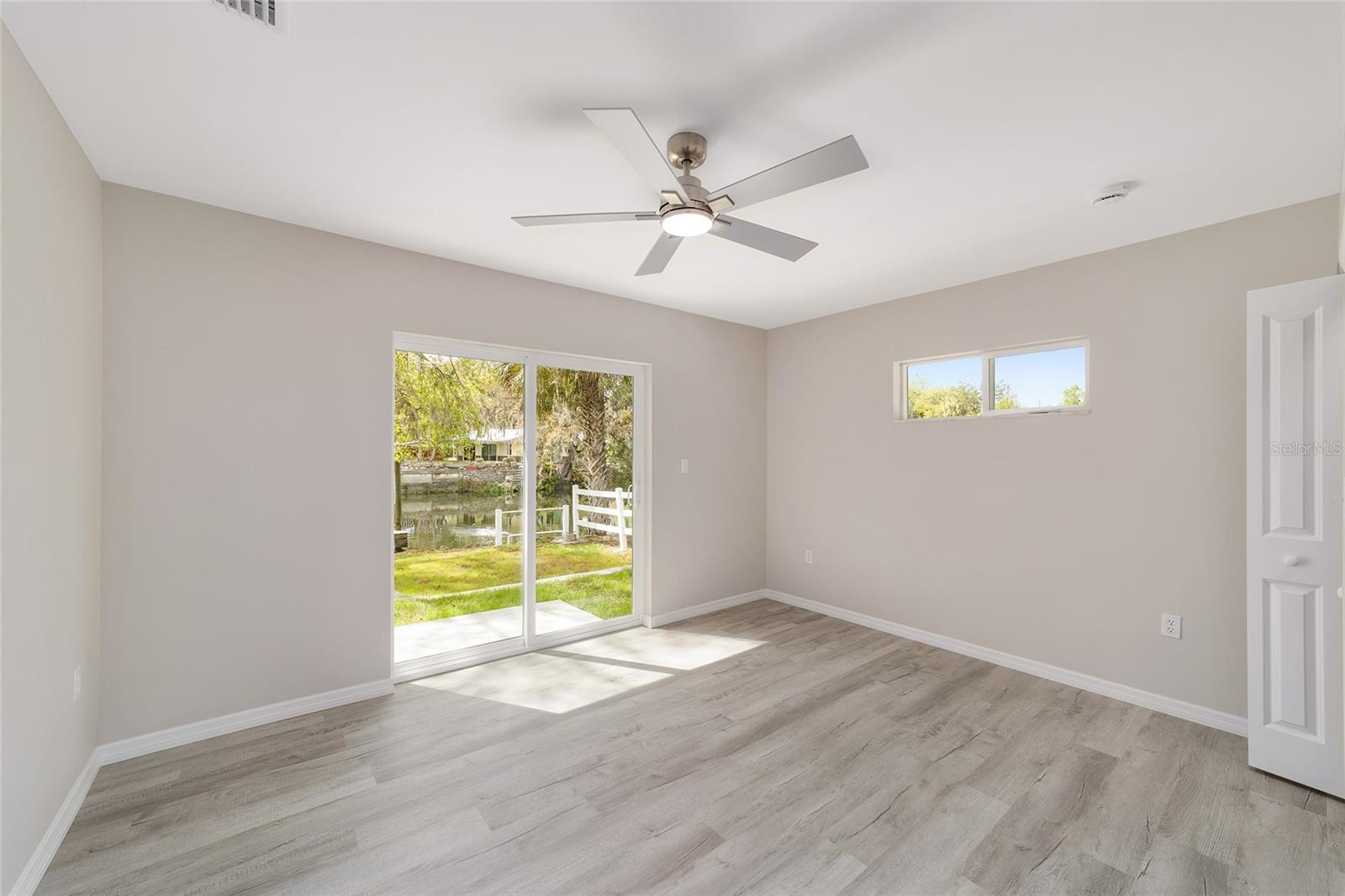 GARDEN MALL UNREC - Residential