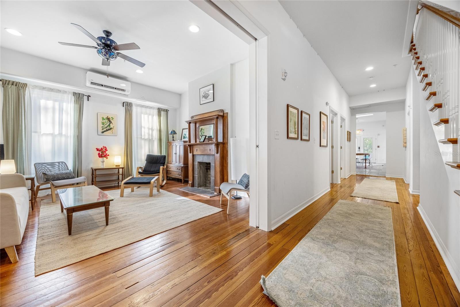 DOIG & ROBERTSONS ADD - Residential