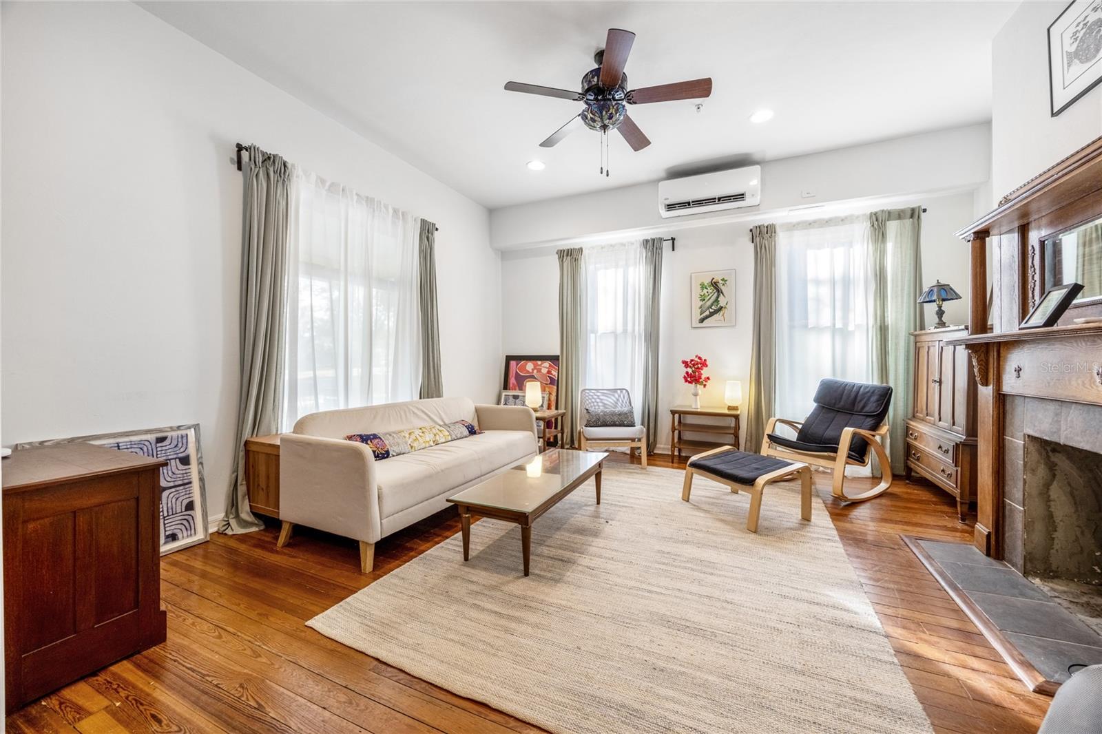 DOIG & ROBERTSONS ADD - Residential