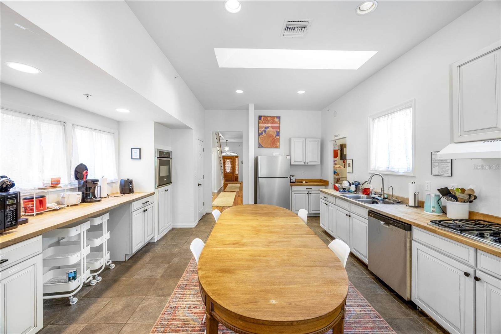 DOIG & ROBERTSONS ADD - Residential