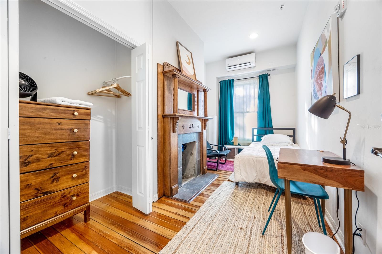 DOIG & ROBERTSONS ADD - Residential