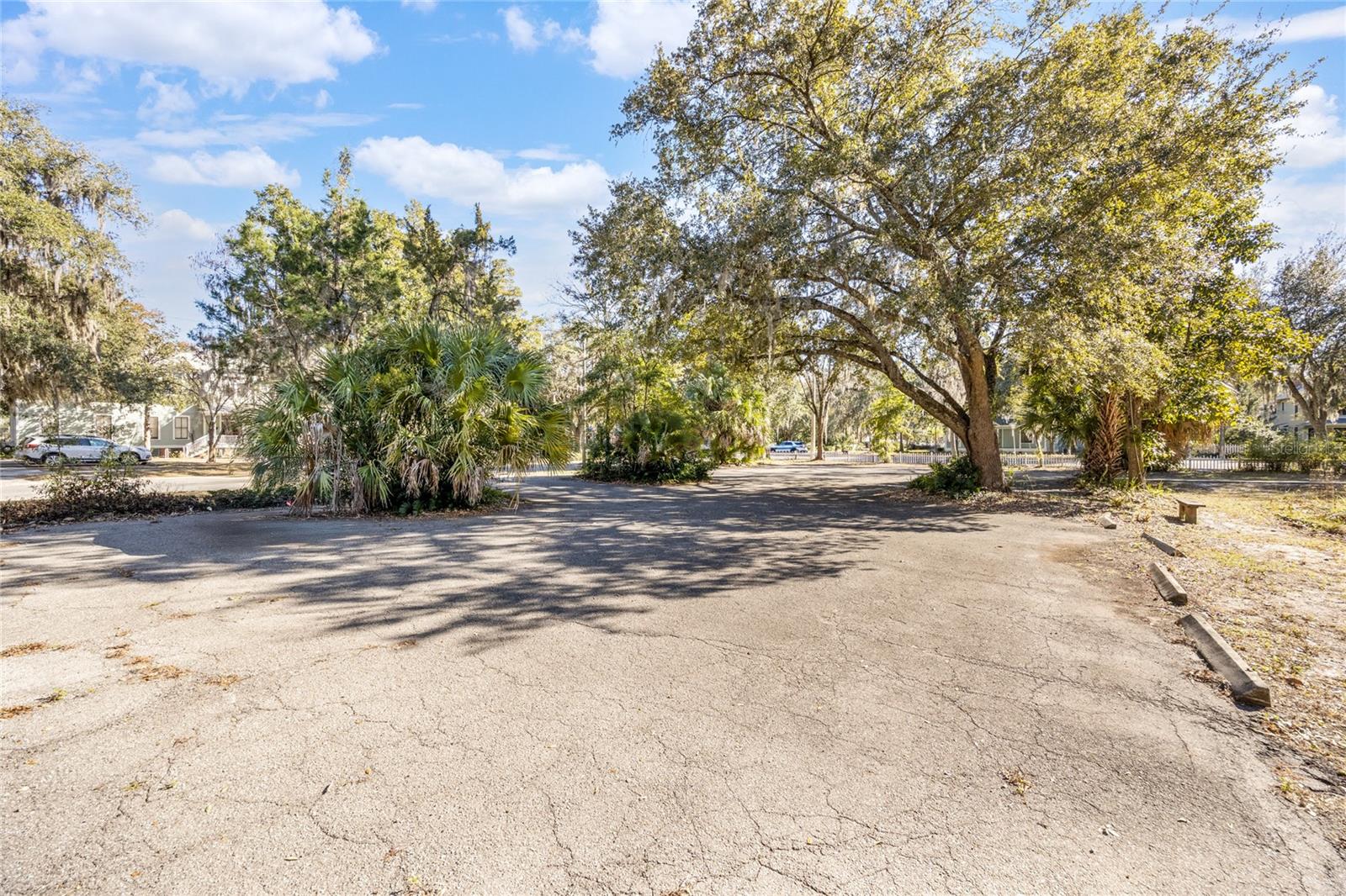 DOIG & ROBERTSONS ADD - Residential