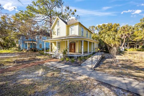Photo of 728 E University Avenue, Gainesville, FL 32601 (MLS # GC537058)