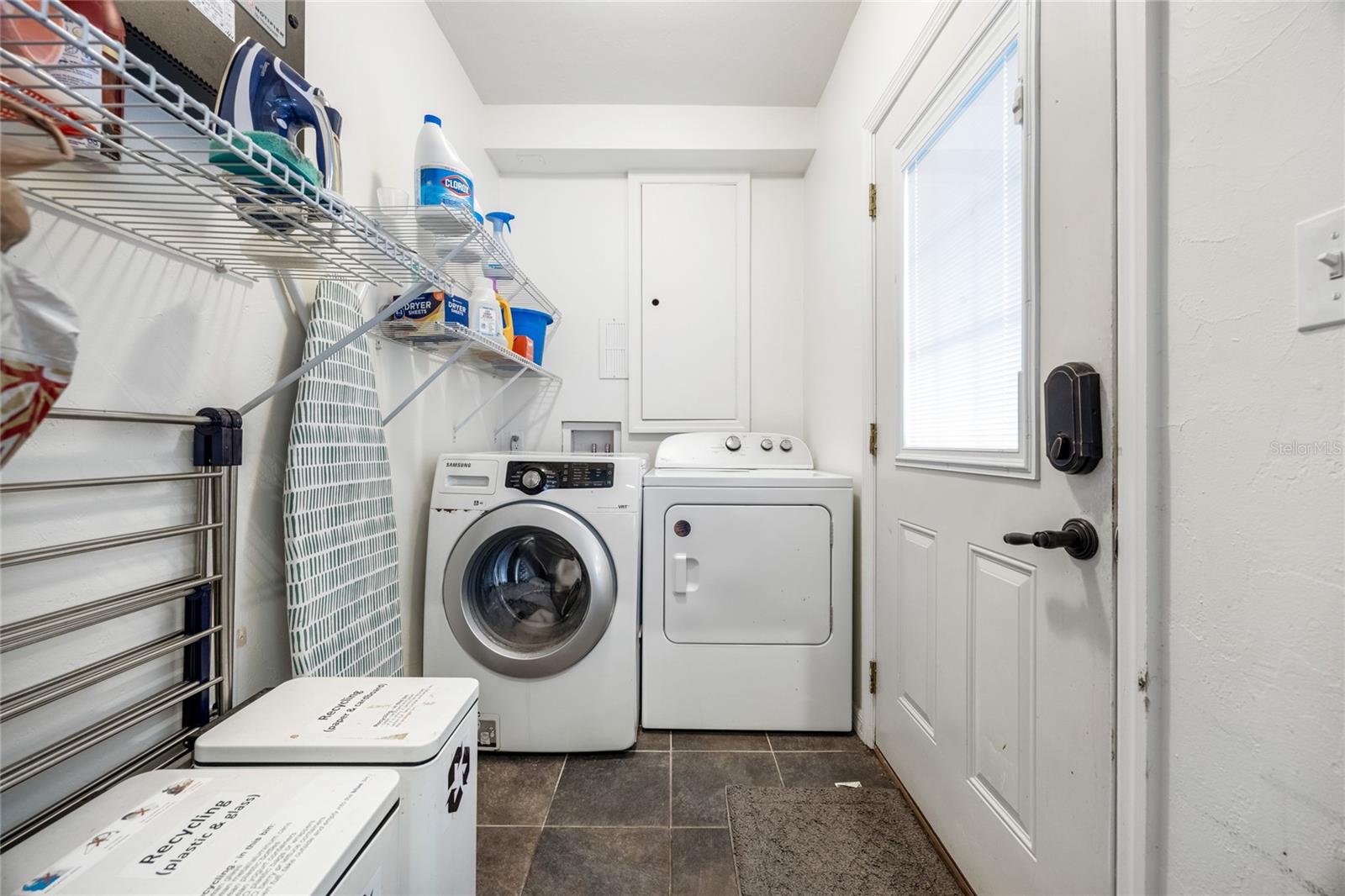 DOIG & ROBERTSONS ADD - Residential