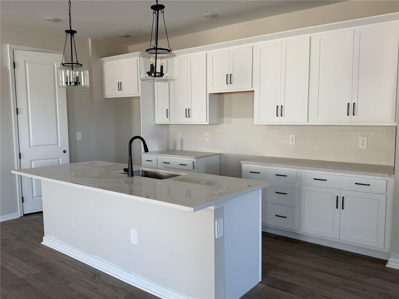 D9G | BERRY BAY PHASE 6 VILLAGE T - Residential