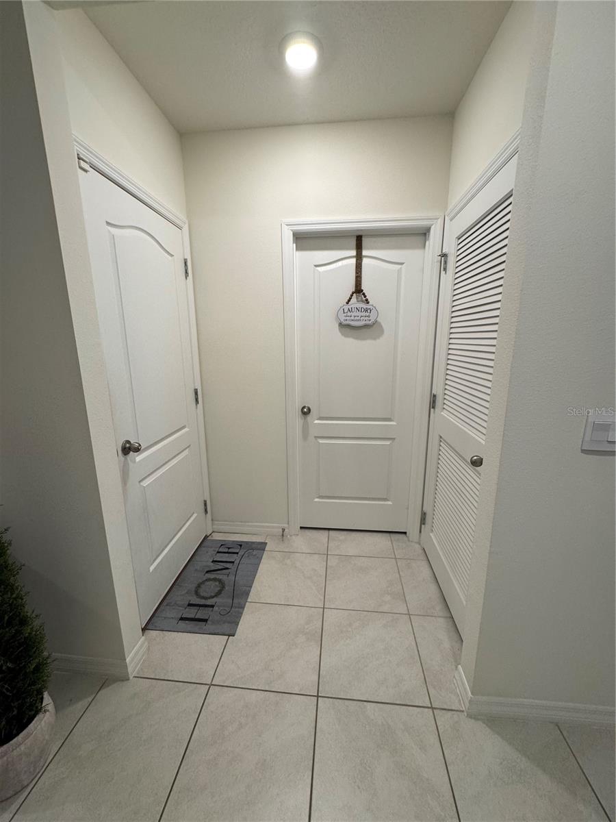 ELMWOOD - Residential Lease