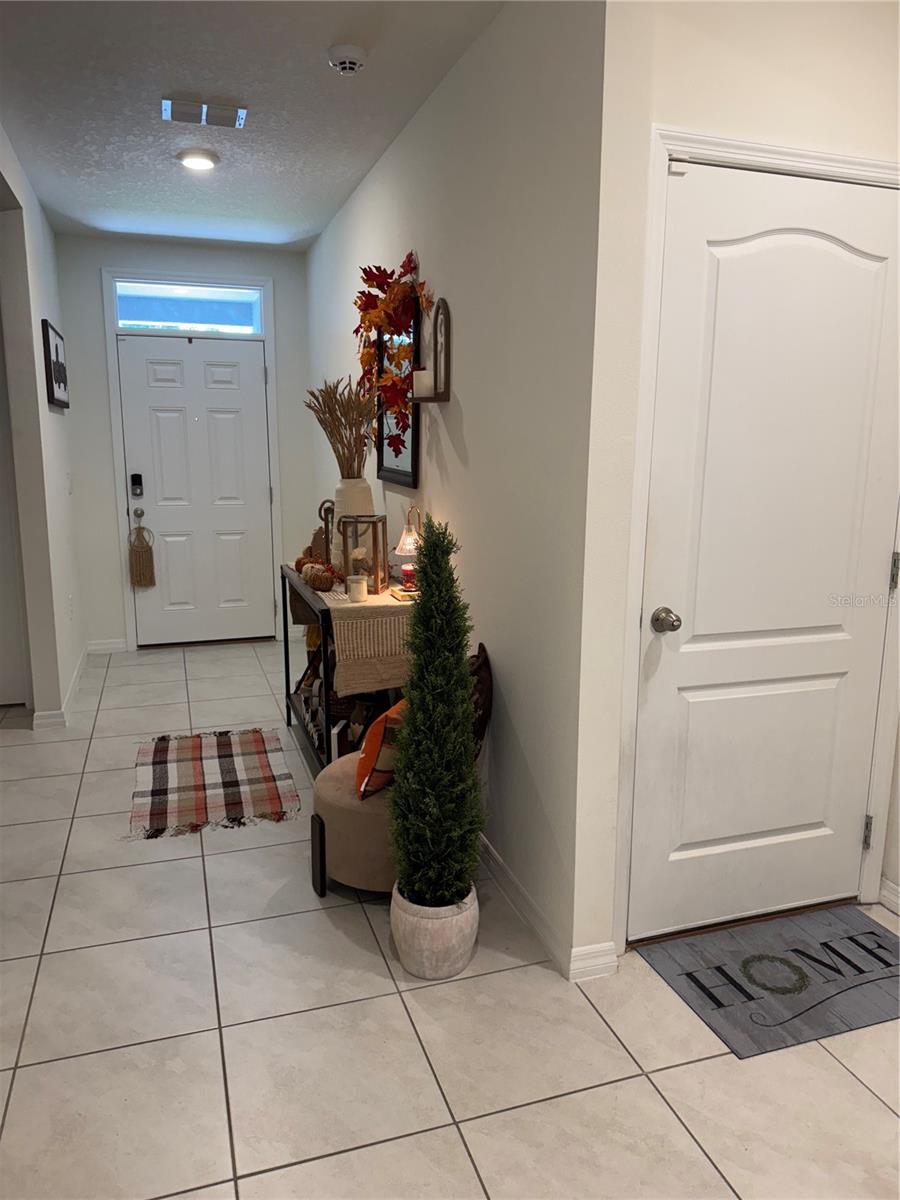 ELMWOOD - Residential Lease