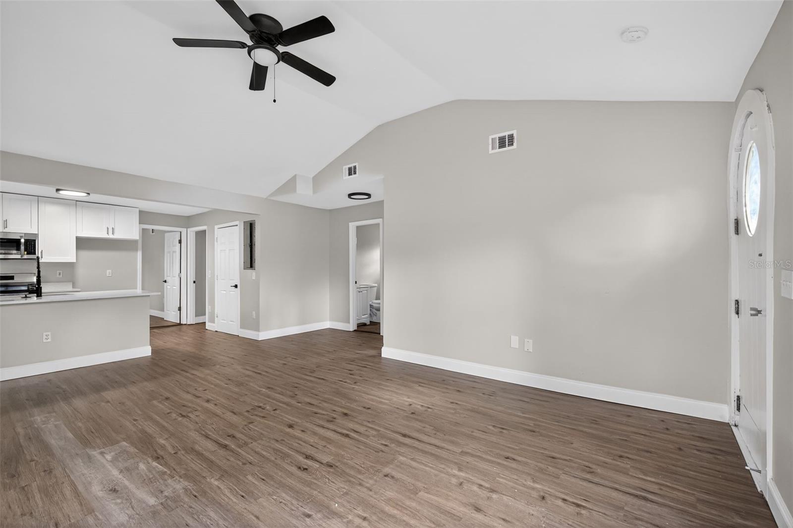 FERN CLIFF - Residential