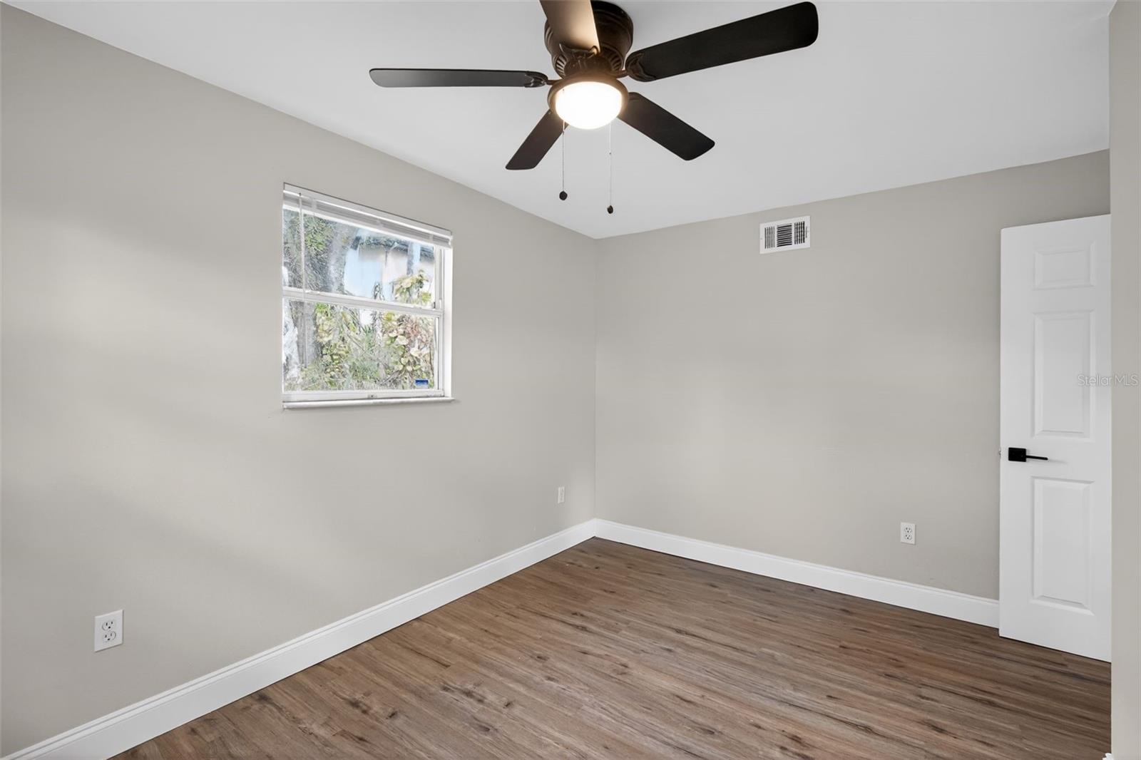 FERN CLIFF - Residential