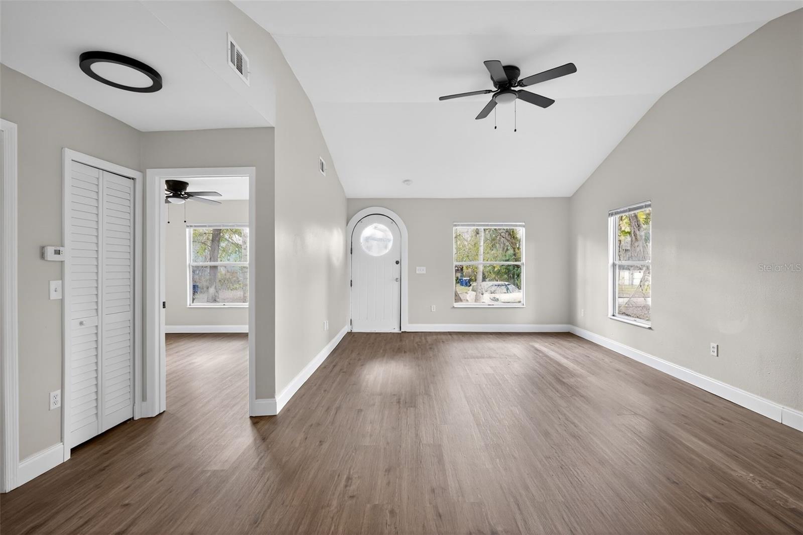 FERN CLIFF - Residential