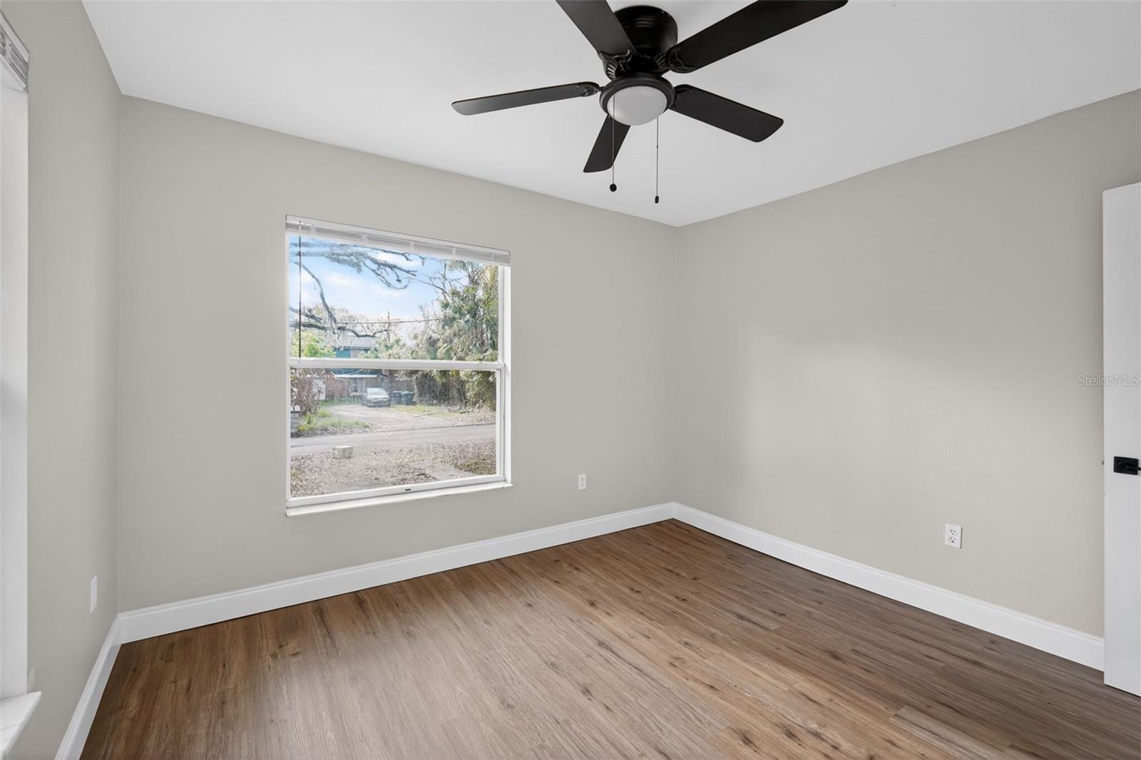 FERN CLIFF - Residential