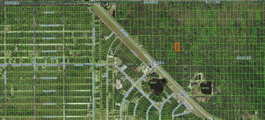 Photo of N/A, Lake Wales, FL 33898 (MLS # K4902263)