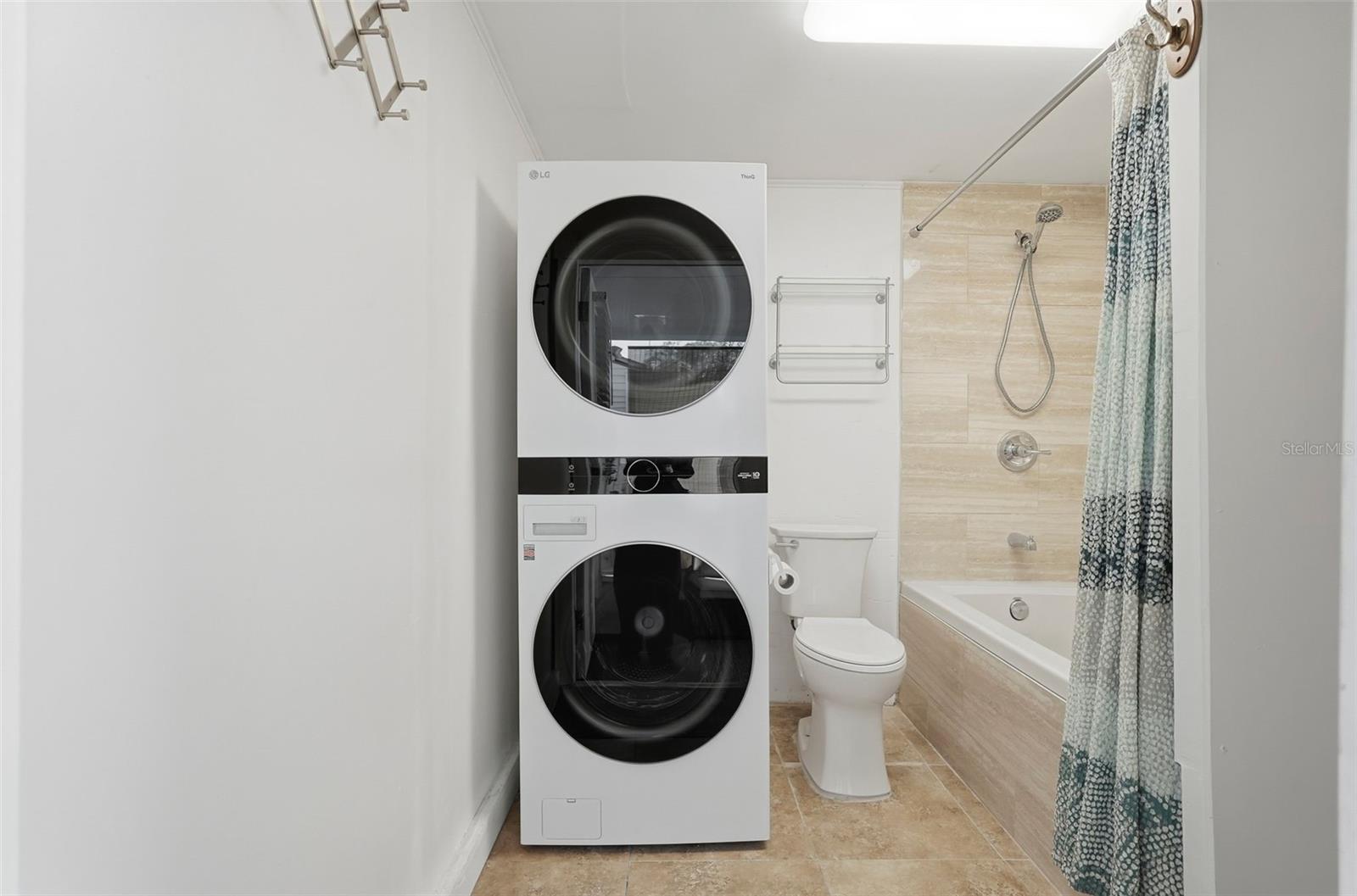 PASADENA ESTATES - Residential