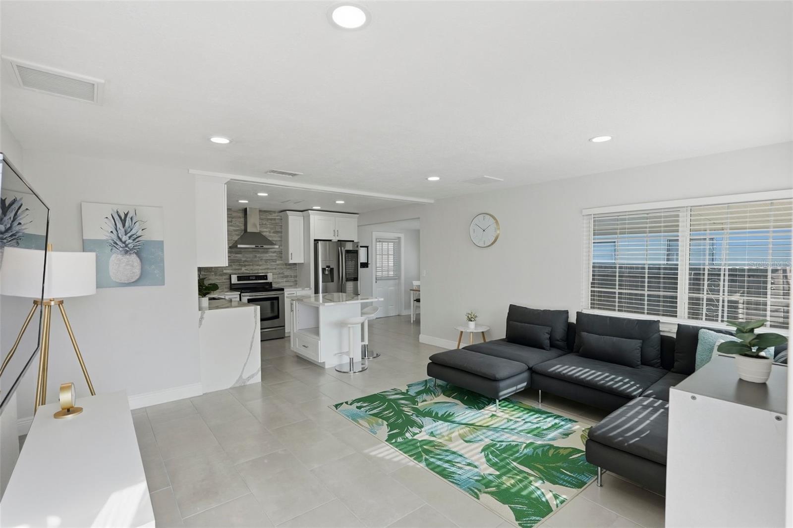 PASADENA ESTATES - Residential