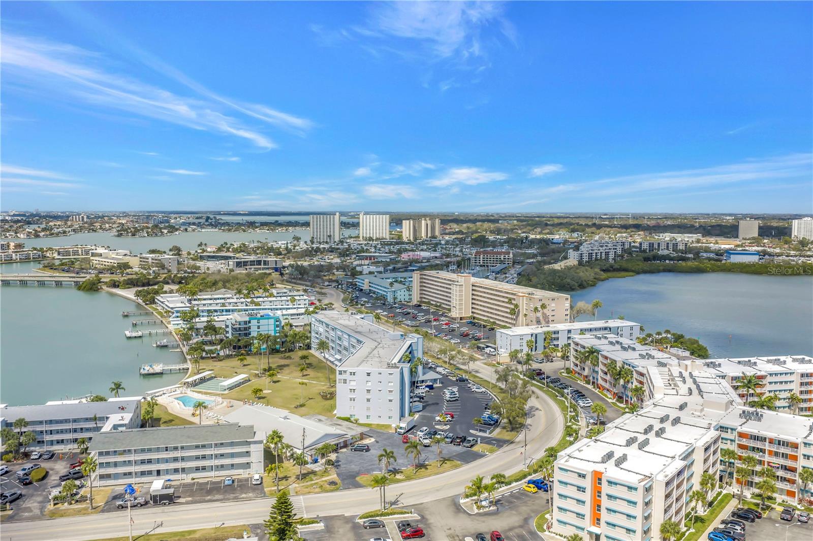 SHORE TOWERS BUILDING - Residential