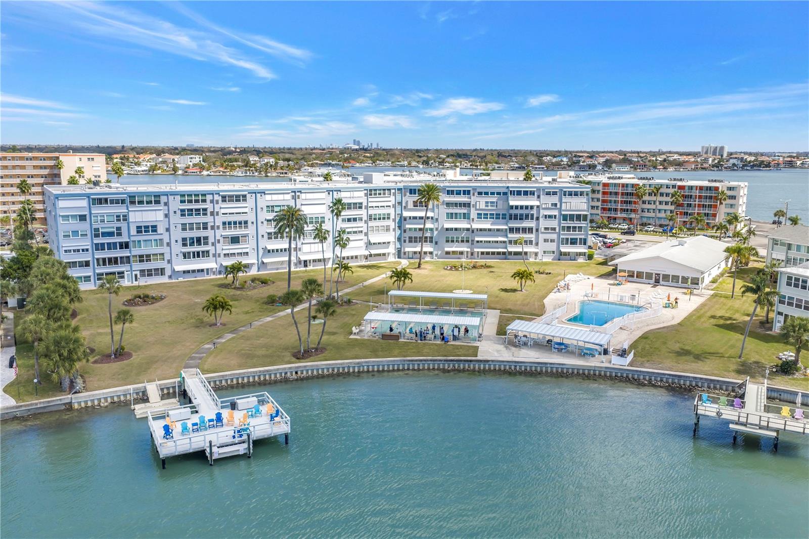 SHORE TOWERS BUILDING - Residential