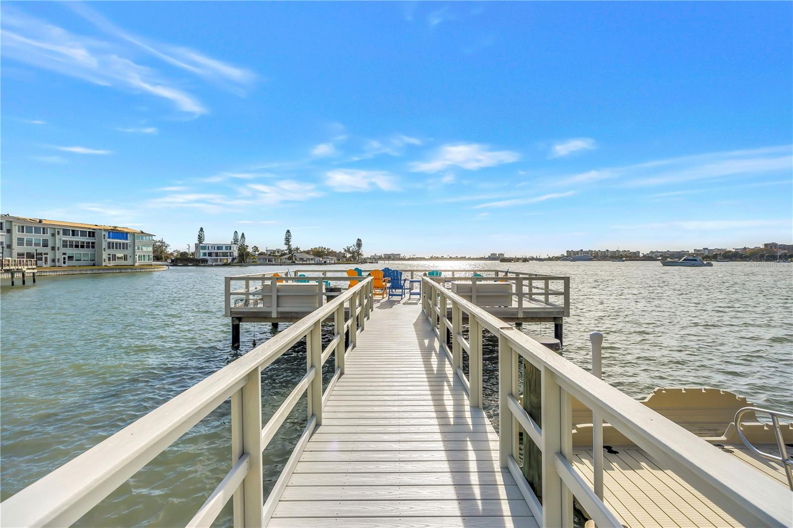 SHORE TOWERS BUILDING - Residential