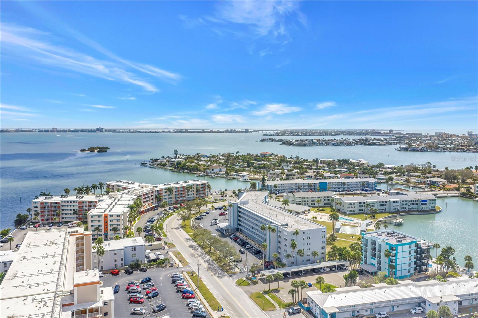 SHORE TOWERS BUILDING - Residential