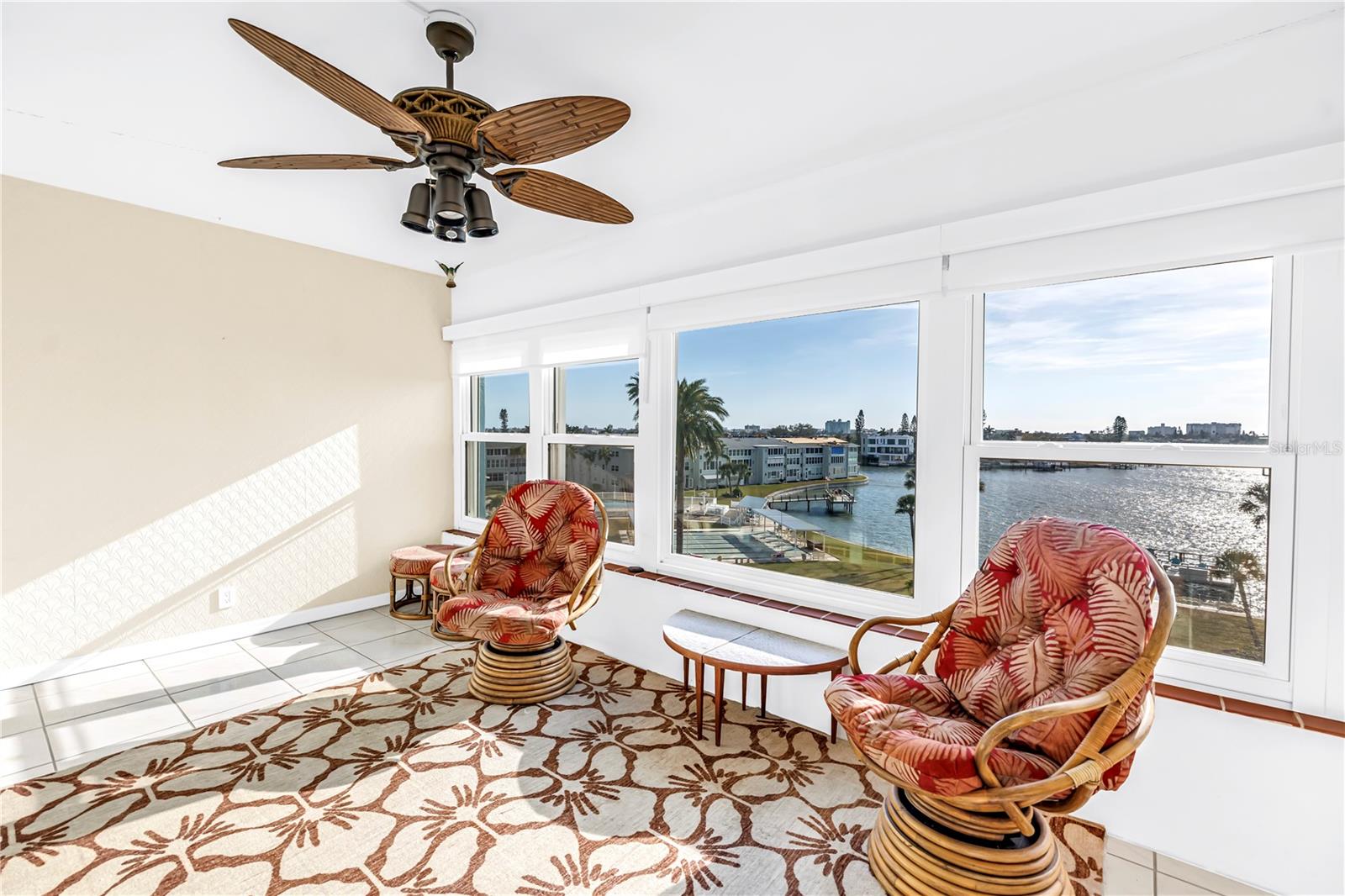 SHORE TOWERS BUILDING - Residential