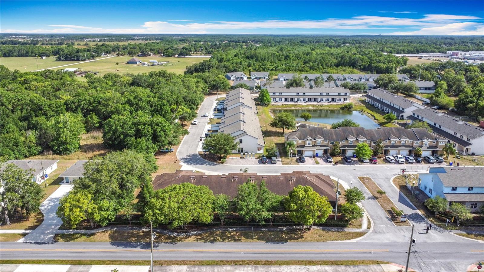 BARTON COURT - Residential Lease