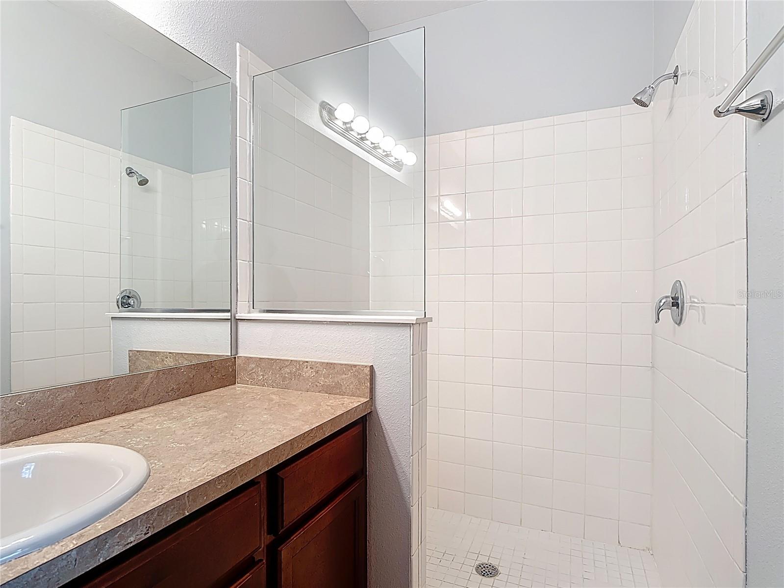 BARTON COURT - Residential Lease