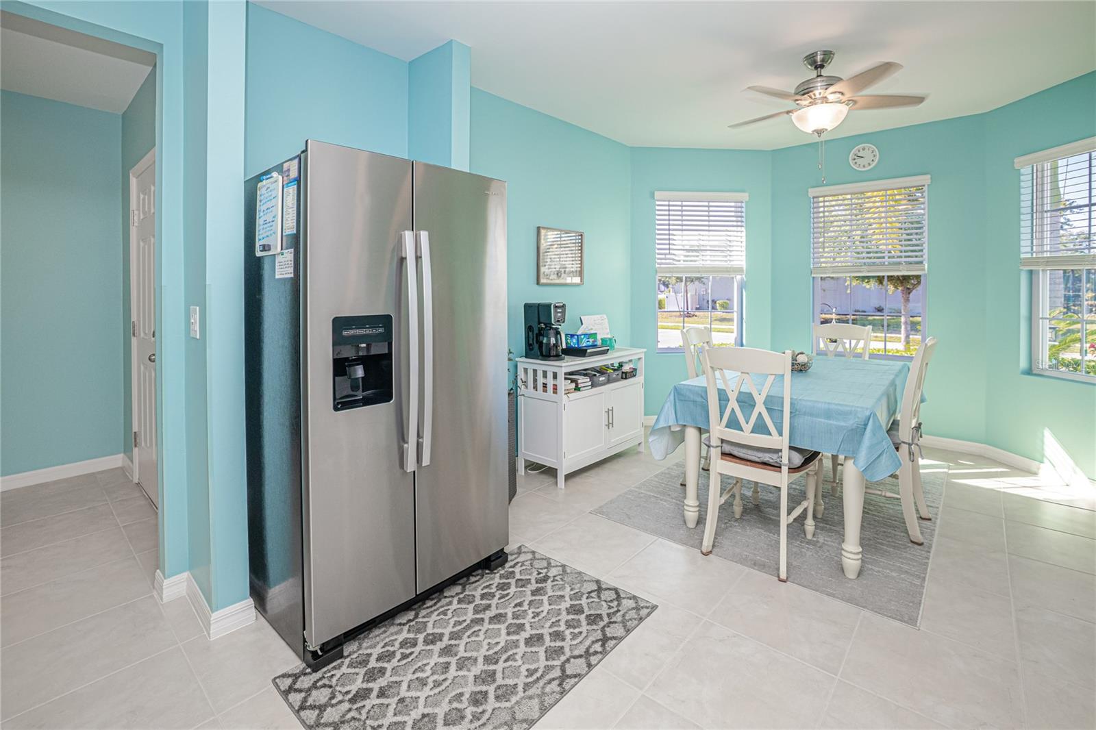 25292 E LENOX CIRCLE