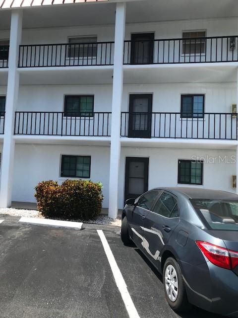 Photo of 10530 77th Terrace #323, Seminole, FL 33772 (MLS # TB8520255)