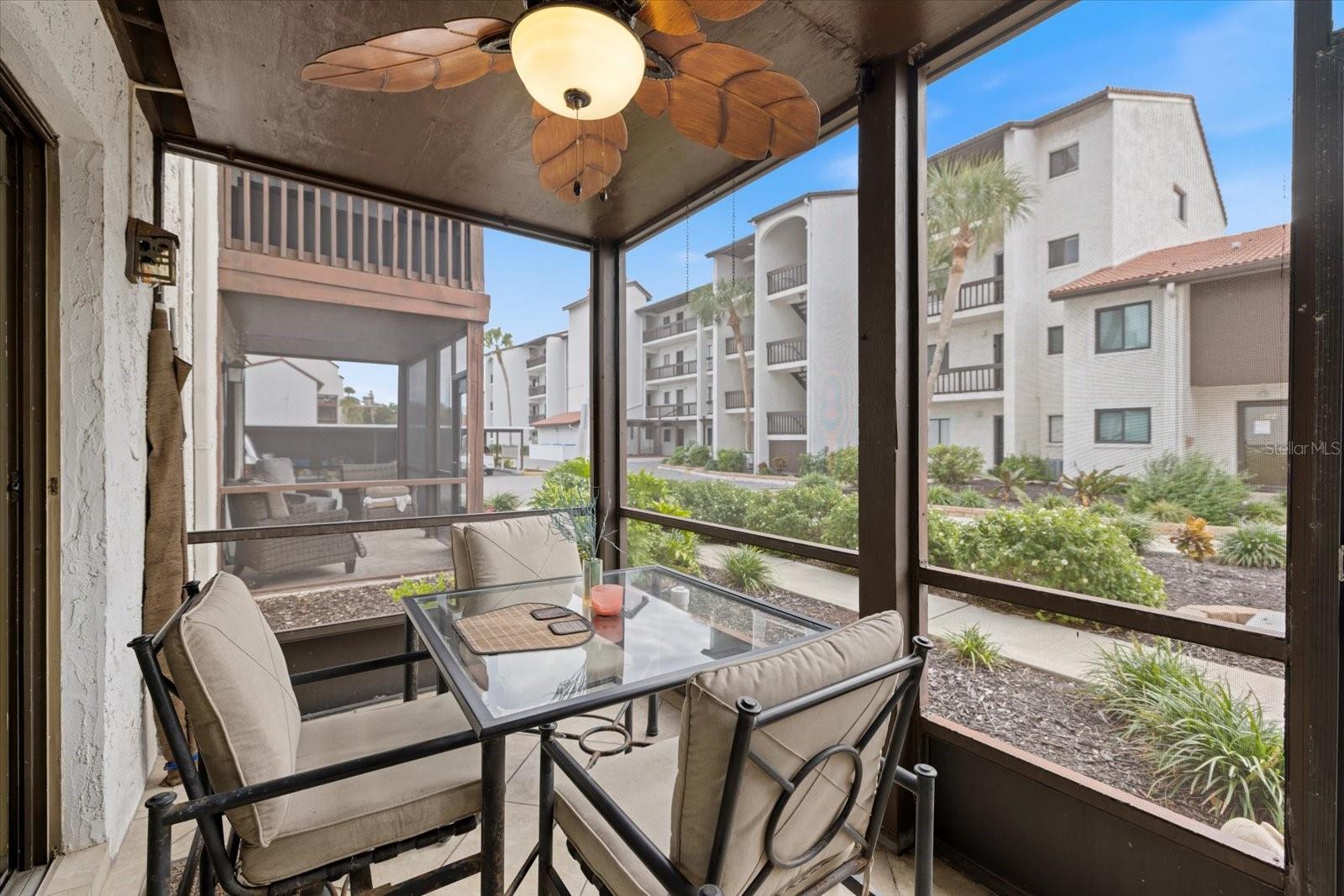 CASTEL DEL MARE - Residential Lease