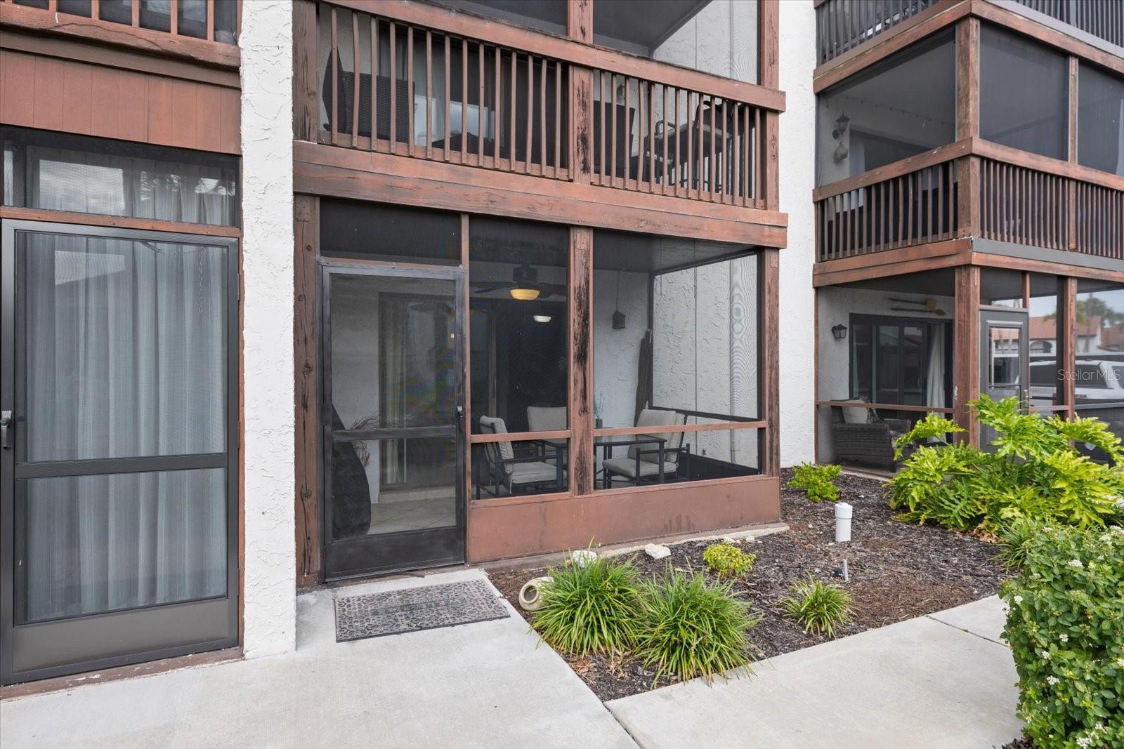 CASTEL DEL MARE - Residential Lease