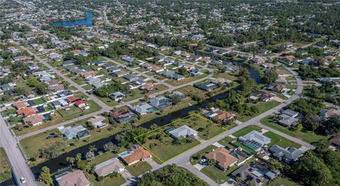 A home in PUNTA GORDA