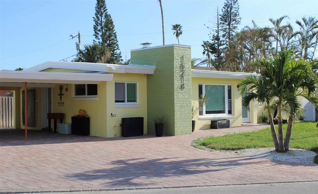 Photo of 16214 Redington Drive, Redington Beach, FL 33708 (MLS # J998357)