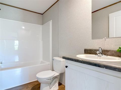 Tiny photo for 41740 Shadow Lane, Deland, FL 32720 (MLS # V4949881)