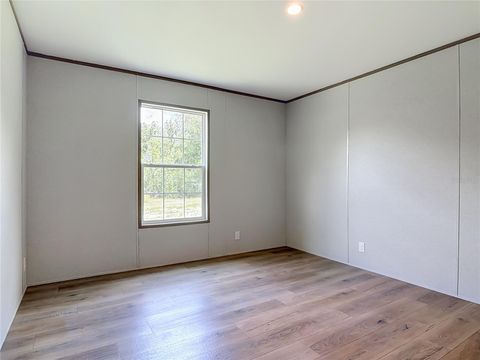 Tiny photo for 41740 Shadow Lane, Deland, FL 32720 (MLS # V4949881)