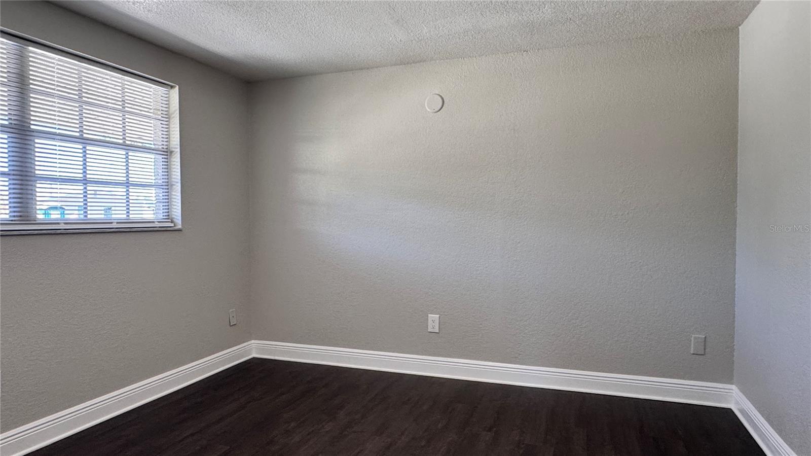 LOCICERO COLUMBIA PARK - Residential Income