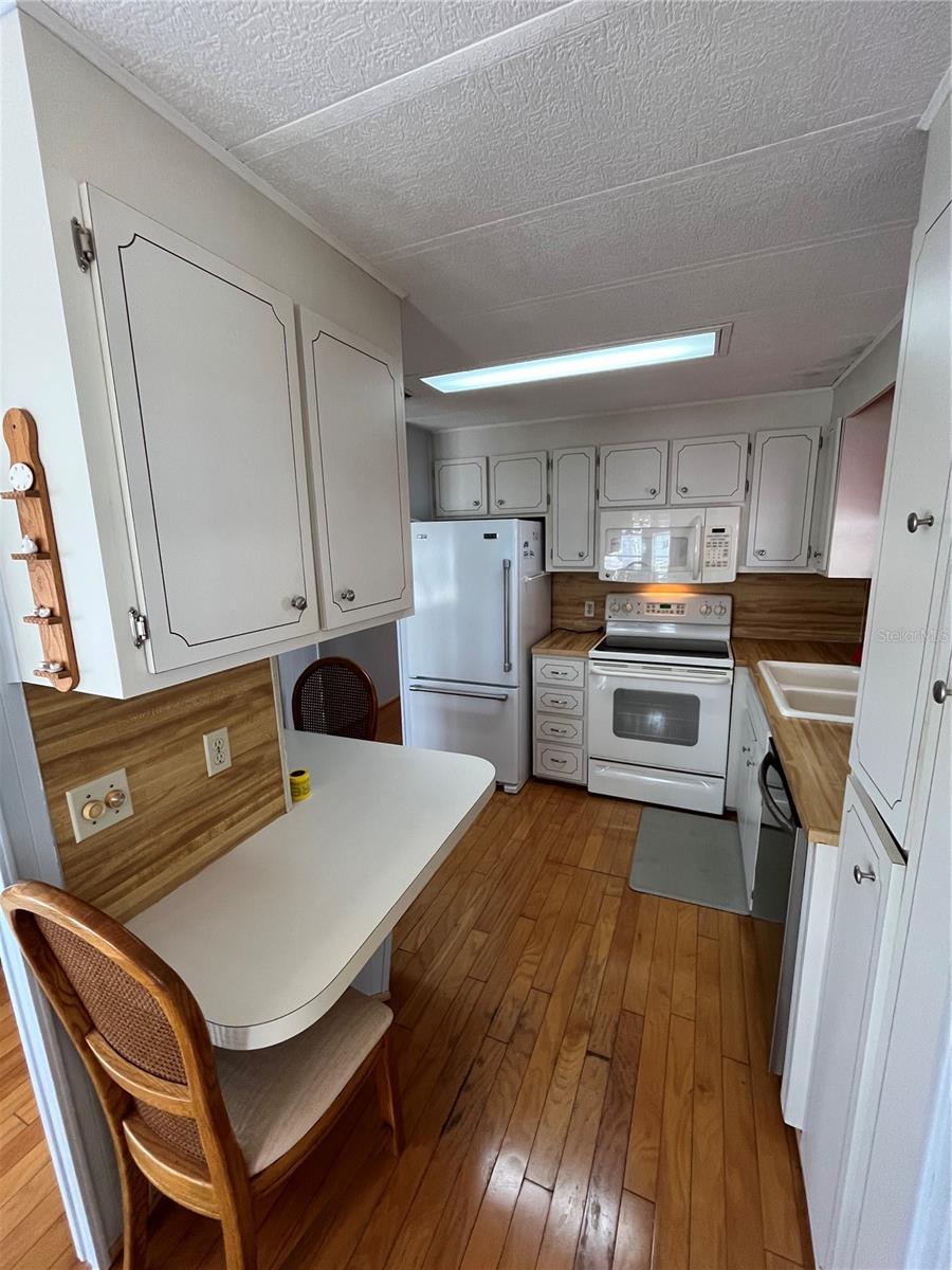 VENICE ISLE - Residential