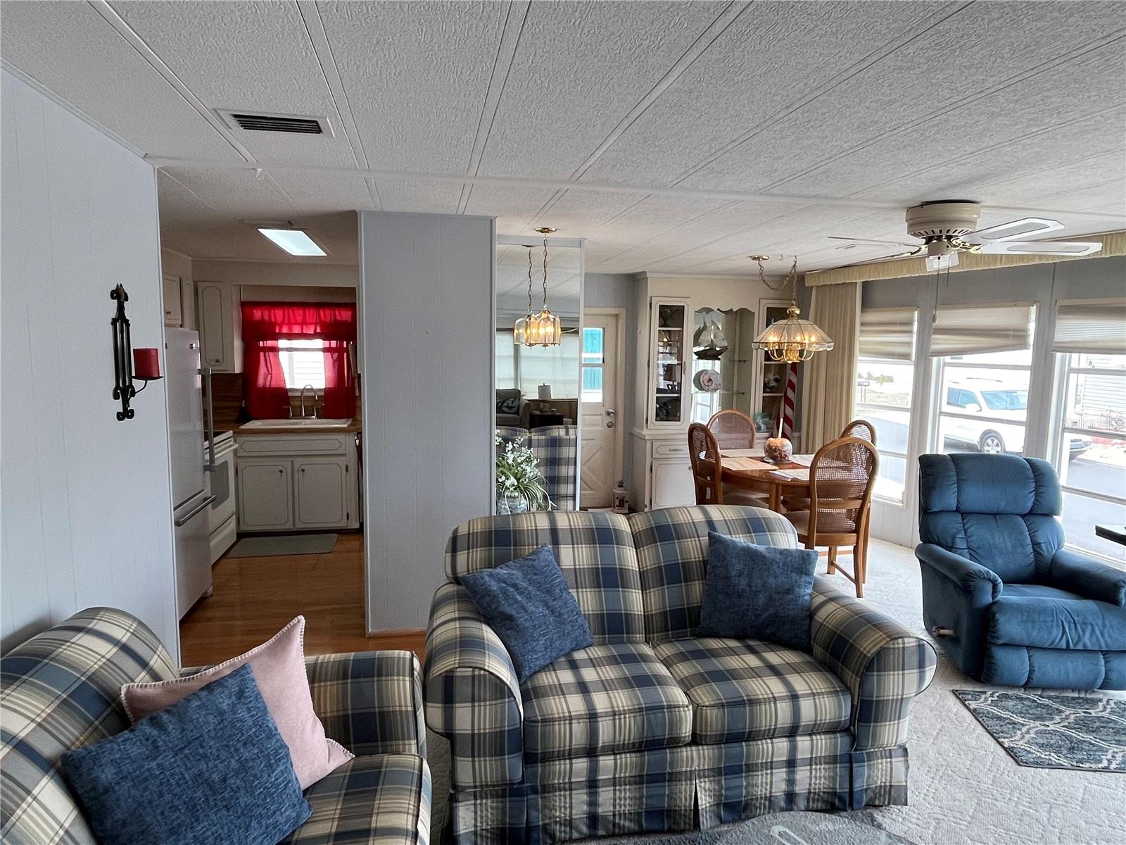 VENICE ISLE - Residential