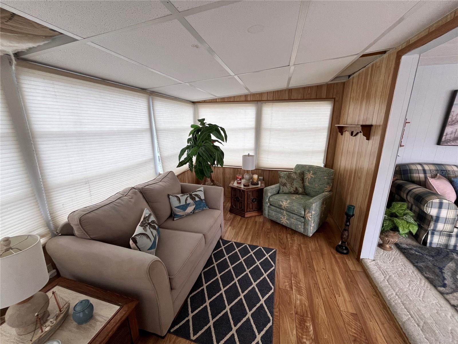 VENICE ISLE - Residential