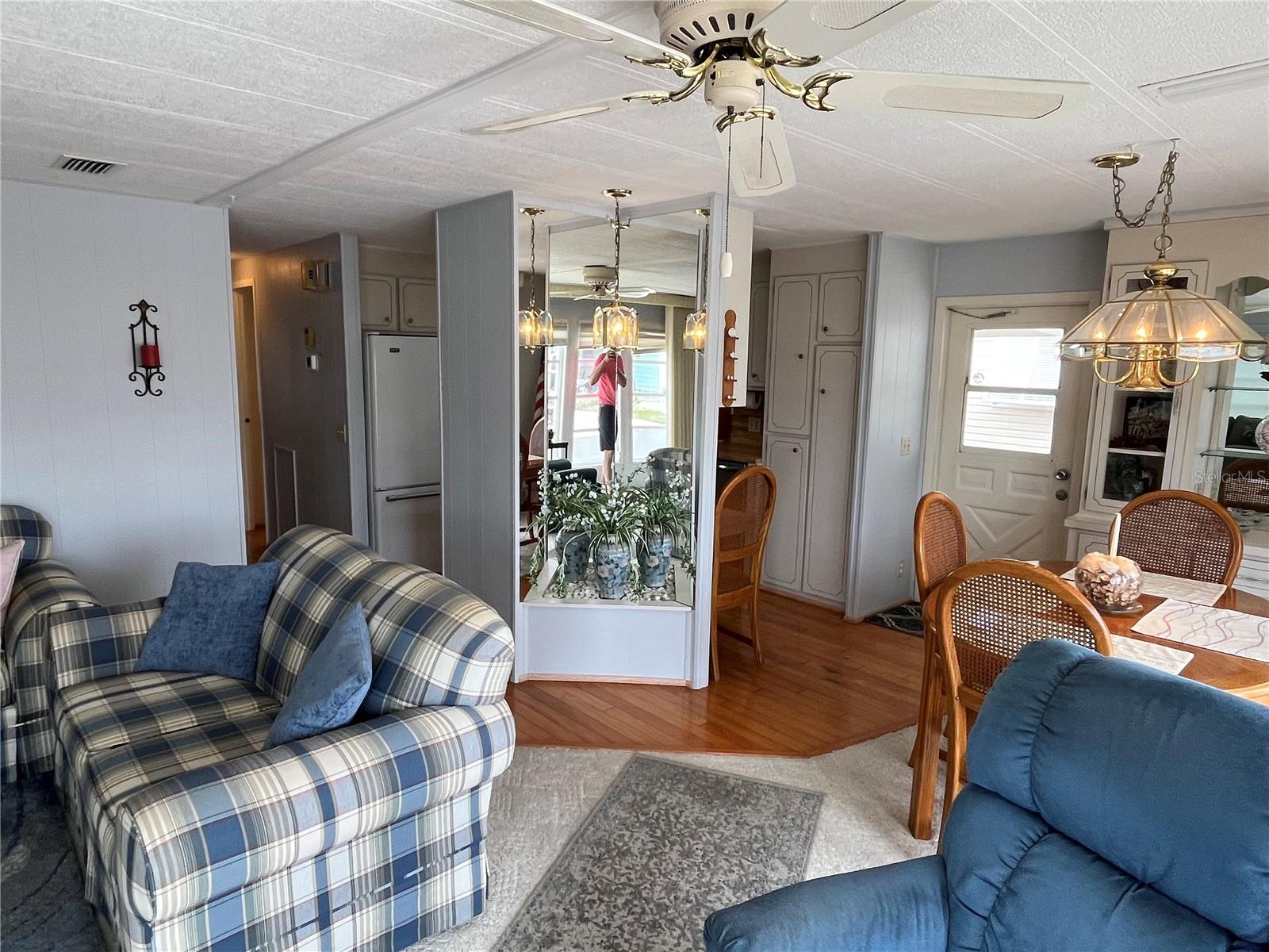 VENICE ISLE - Residential