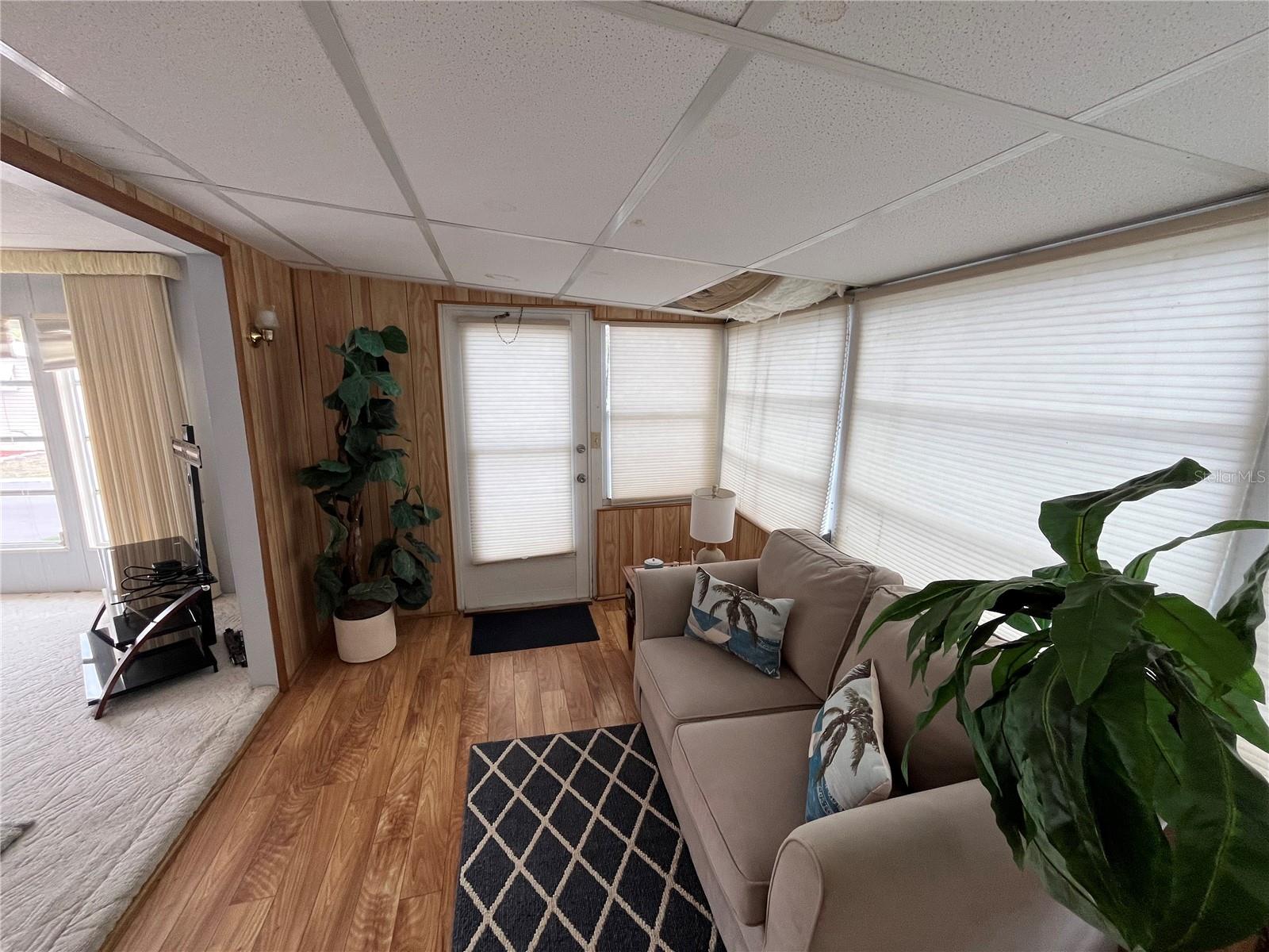 VENICE ISLE - Residential